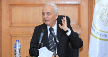 الدكتور رضا حجازى وزير التربةي والتعليم