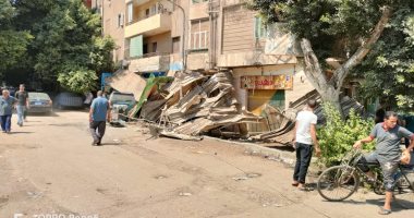 غلق وتشميع 11 مقهى مخالفا بإمبابة وقطع المرافق عنها