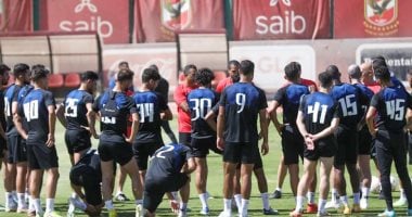 الأهلى يحسم مصير 3 لاعبين شباب قبل غلق باب القيد