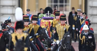أسوشيتدبرس: منع مسئولين صينيين من زيارة نعش الملكة إليزابيث 