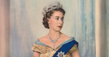 تمتلك أكثر من 300 قطعة.. أشهر مجوهرات الملكة إليزابيث .. أبرزها بروش مارى