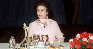 أطعمة لم تأكلها الملكة إليزابيث الثانية أبدًا.. المكرونة أبرزها