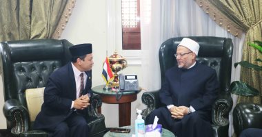 المفتى يحتفل مع سفير ماليزيا بالقاهرة بتخريج علماء برنامج الإفتاء