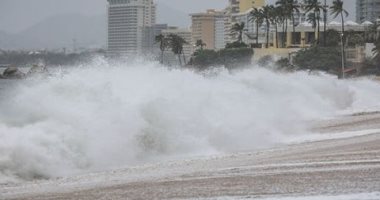 العاصفة الاستوائية "فيونا" تصل بورتوريكو وتتسبب في رياح شديدة وأمطار غزيرة