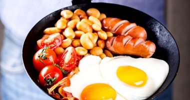 لخفض وزنك.. خبراء الصحة ينصحونك: الفطار كالملك والغداء كالأمير والعشاء كالفقير