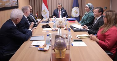 وزير السياحة يجتمع بالرئيس التنفيذي لبورصة برلين لتنظيم مؤتمرات بمصر