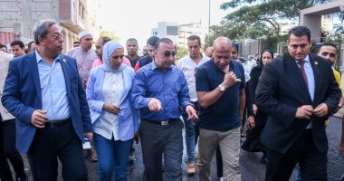 محافظ الإسكندرية يطلق إشارة بدء أعمال إعادة الشىء لأصله بشارع المدارس