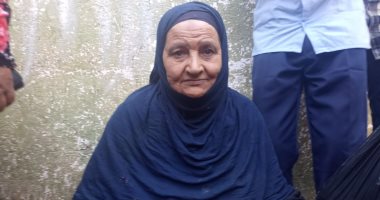 سيدة ببنى سويف تعثر على ابنتها المتغيبة منذ 45 عامًا بمحافظة الأقصر.. فيديو
