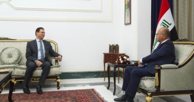 الرئيس العراقى يبحث مع السفير المصرى لدى بغداد تعزيز العلاقات بين البلدين