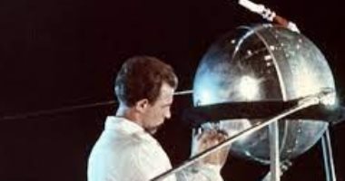 فى مثل هذا اليوم.. إطلاق أول قمر صناعى فى العالم عام 1957 