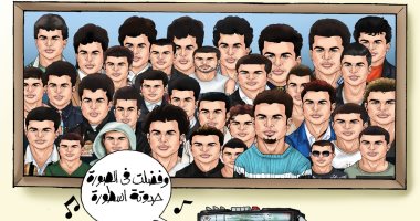 كل سنة وأنت طيب يا هضبة.. عمرو دياب "حدوتة أسطورة" كاريكاتير