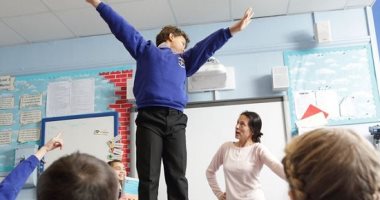 6 خطوات للتعامل مع طفلك المشاغب في المدرسة 