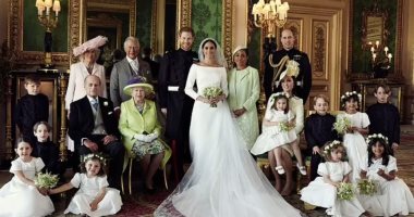 الملك تشارلز الثالث يحتفظ بصورة حفل زفاف هارى وميجان فى قصر باكنجهام