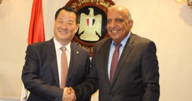 ‬وزير قطاع الأعمال العام يبحث مع مجموعة "CNBM" الصينية فرص التعاون المشترك