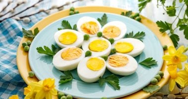  6 أطعمة نباتية غنية بالبروتين منها البيض والحمص