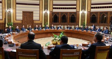 الرئيس السيسى يستقبل وفد رجال الأعمال والمستثمرين المصريين بقطاع الصناعة