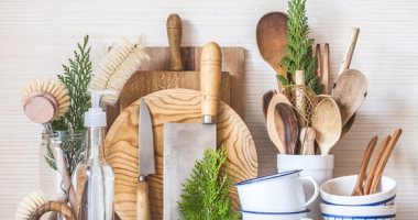 3 أدوات داخل مطبخك تحافظ على البيئة.. الفوط الفايبر والمعالق الخشبية