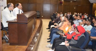 رئيس جامعة حلوان خلال الملتقى الأول لطلاب مصر 2030: طلباتكم مجابة  