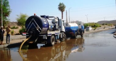 محافظ أسوان: إصلاح كسر خط محطة الكرور وصيانة خط مياه خور عواضة