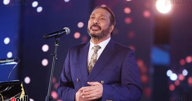 علي الحجار يفتتح حفله في مهرجان الموسيقى العربية بأغنية "اللي بنى مصر".. صور
