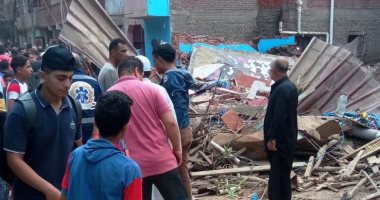 إصابة عاملين فى انهيار سقف منزل تحت الإنشاء بقرية بنى عفان ببنى سويف