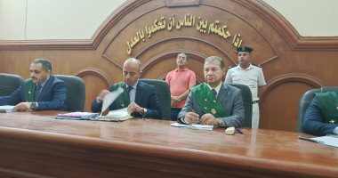 جنايات دمنهور تواصل محاكمة رئيس الجامعة الأسبق بتهمة الرشوة والفساد