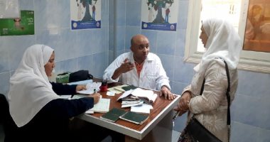  محافظ بنى سويف يطمئن على انتظام العمل بالعيادات المسائية لفرع التأمين الصحى
