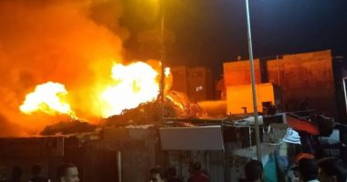 السيطرة على حريق بجوار سوق بورفؤاد الحضارى الجديد فى بورسعيد.. صور
