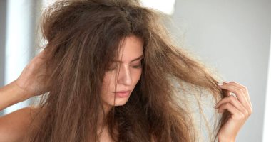 تجنبي التعرض للحرارة المرتفعة .. 5 نصائح لإصلاح الشعر التالف بطرق بسيطة