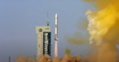 الصين تطلق قمرا اختباريا جديدا إلى الفضاء