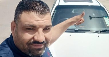 جدعنة أهل مصر.. "طارق" سائق تاكسى يحب عمل الخير.. أنقذ مُسنّة من غيبوبة سكر.. فيديو