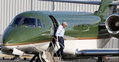 هاريسون فورد يقود طائرته الخاصة من أجل الاحتفال بعيد ميلاد زوجته.. اعرف سعرها
