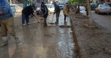 رفع آثار مياه الأمطار بكفر الشيخ واستمرار انعقاد غرف العمليات.. صور