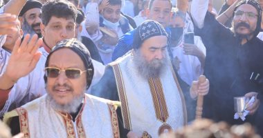 أقباط الأقصر يحتفلون بالعيد السنوى بدير مارجرجس بالرزيقات بالزفة وصور مارجرجس