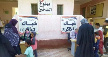 صحة الوادى الجديد: علاج 384 حالة مرضية بقرية صنعاء ضمن قوافل حياة كريمة بالمجان