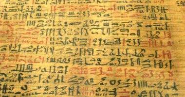 عمرها يصل إلى 5 آلاف عام.. أهم البرديات الطبية فى مصر القديمة