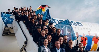 منتخب ألمانيا يتجه إلى سلطنة عمان قبل المشاركة فى كأس العالم 2022.. صور