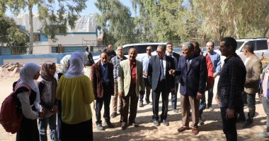 محافظ المنيا: إنشاء محطة لمعالجة الصرف الصحى بقرية بنى حسن
