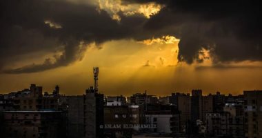 "إسلام" يوثق الشتاء بصور فوتوغرافية للسحب الرعدية فى الإسكندرية