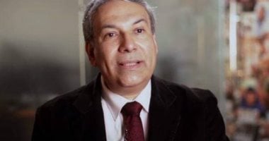 وفاة المخرج والمؤرخ المسرحى عمرو دوارة وتشييع جنارته فى الإسكندرية