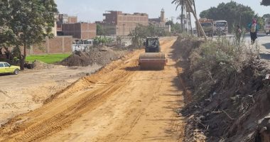 يربط 6 قرى بالمدينة.. تطوير طريق طراد النيل بطول 2,5 كم بالجيزة.. فيديو