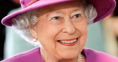 كتاب بريطانى جديد يزعم: الملكة إليزابيث عانت من سرطان نخاع العظم قبل وفاتها