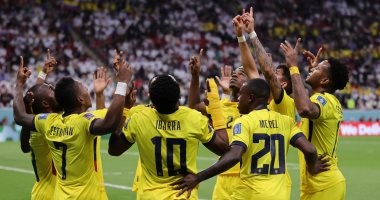 منتخب الإكوادور يحسم افتتاح كأس العالم 2022 بثنائية ضد قطر.. فيديو