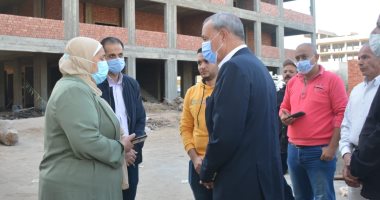 محافظ القليوبية يتفقد مبنى الأورام الجديد بمستشفى بنها وتطوير شارع فريد