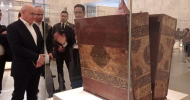 رئيس أركان الجيش القبرصى يزور متحف الحضارة.. ويشيد بالكنوز الأثرية "صور"