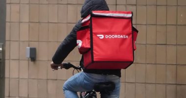 شركة DoorDash للتجارة الالكترونية تسرح 1250 موظفا .. التفاصيل 