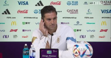 مدرب أوروجواي: أشعر أننا سنتأهل ولا أعتقد أن سواريز سيكرر لعب الكرة بيده أمام غانا