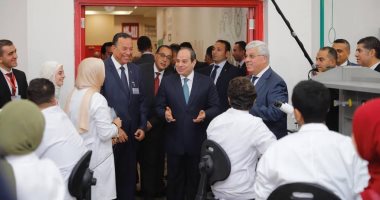 الرئيس السيسى يزور جامعة المنصورة الجديدة ويتفقد المدينة بعد افتتاح المرحلة الأولى