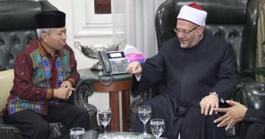 مفتى الجمهورية يستقبل وفدًا إندونيسيًّا برئاسة أمين وزارة الشئون الدينية 