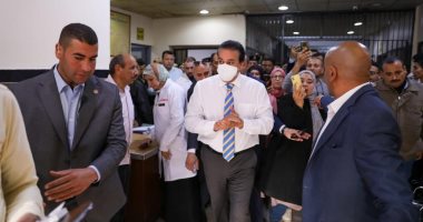 وزير الصحة يزور مستشفى قويسنا.. ويؤكد: اتخاذ جميع الإجراءات وفقًا للقانون